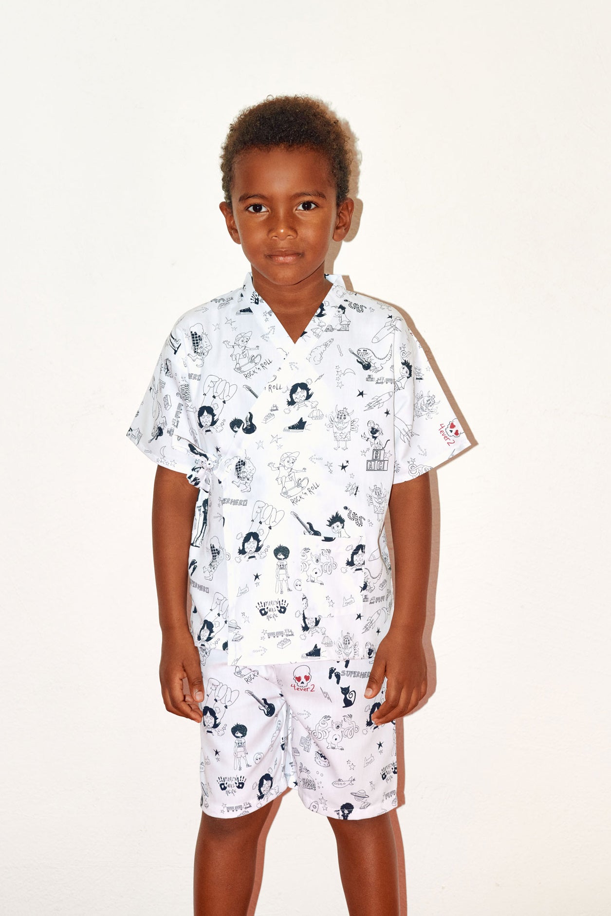 Niño con blusa Jinbei en algodón impreso de Forever 2