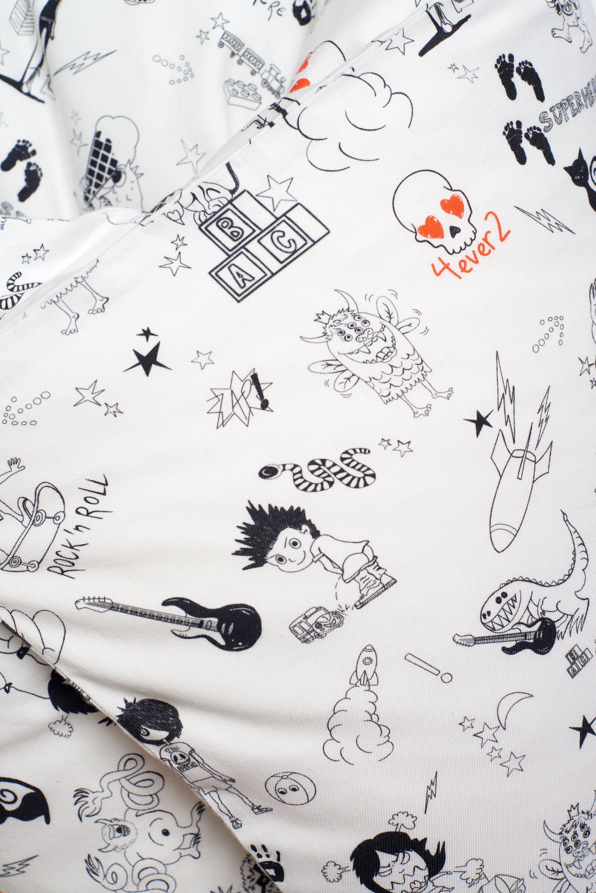 detalle funda nórdica para saco de dormir para bebés en algodón impreso de Forever 2